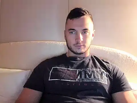 paulblack21 online show from 04-10-26, 07:40