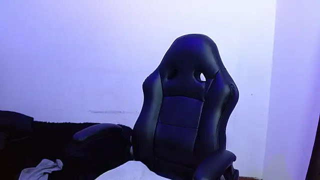 Snapshot of _Scarlett_Sweet chatting on 10-05-25, 07:01 Scarlett Sweet online show from 10-05-25, 07:01