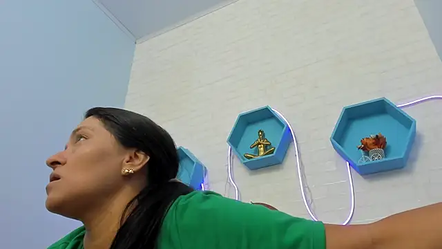 veronica salas online show from 12-29-24, 11:08