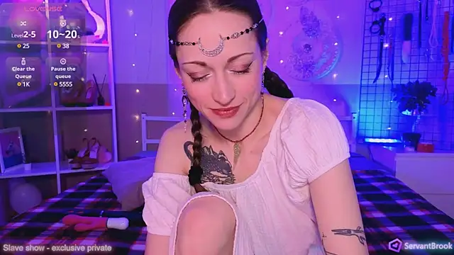 ServantBrook online show from 02-18-25, 06:04