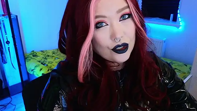 wickedxqueen online show from 05-10-26, 09:53