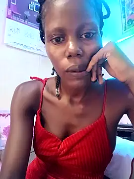 Snapshot of Slender-simple1 chatting on 11-18-25, 02:43 Slender-simple1 online show from 11-18-25, 02:43