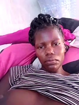 Snapshot of Slender-simple1 chatting on 12-15-25, 09:02 Slender-simple1 online show from 12-15-25, 09:02