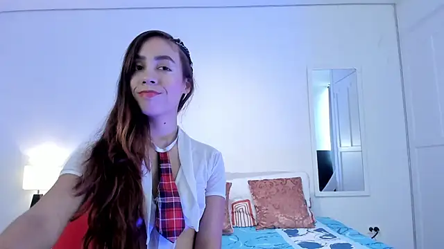 Snapshot of Estrella_Duran chatting on 01-08-25, 07:45 Estrella Duran online show from 01-08-25, 07:45