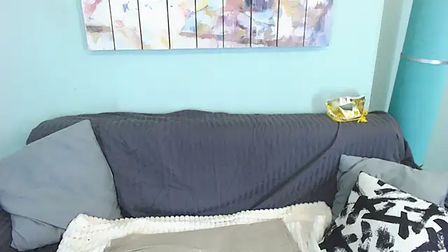 Snapshot of EverlyRays chatting on 01-15-25, 06:51 EverlyRays online show from 01-15-25, 06:51