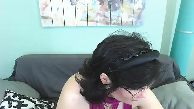 Snapshot of EverlyRays chatting on 02-03-25, 06:07 EverlyRays online show from 02-03-25, 06:07