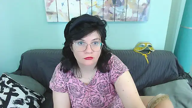 Snapshot of EverlyRays chatting on 02-05-25, 08:25 EverlyRays online show from 02-05-25, 08:25