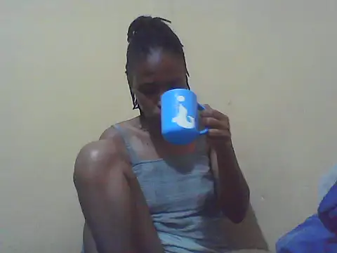 Smillie prety online show from 11-20-25, 04:56