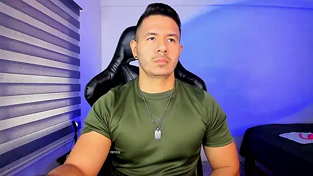 Snapshot of ransoj chatting on 10-23-25, 02:49 ransoj online show from 10-23-25, 02:49