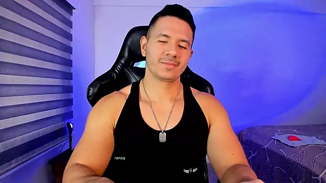 Snapshot of ransoj chatting on 10-25-25, 09:09 ransoj online show from 10-25-25, 09:09