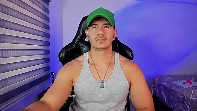 Snapshot of ransoj chatting on 11-10-25, 06:18 ransoj online show from 11-10-25, 06:18