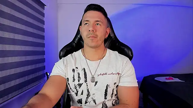 Snapshot of ransoj chatting on 12-02-25, 11:11 ransoj online show from 12-02-25, 11:11