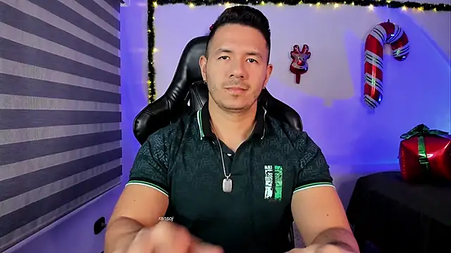 Snapshot of ransoj chatting on 12-16-25, 11:43 ransoj online show from 12-16-25, 11:43