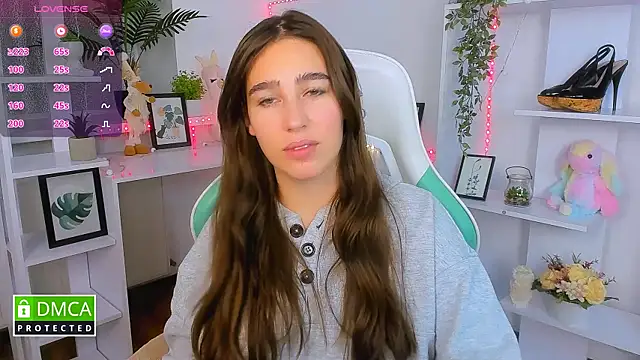  Eliizabeth  online show from 10-23-25, 09:46