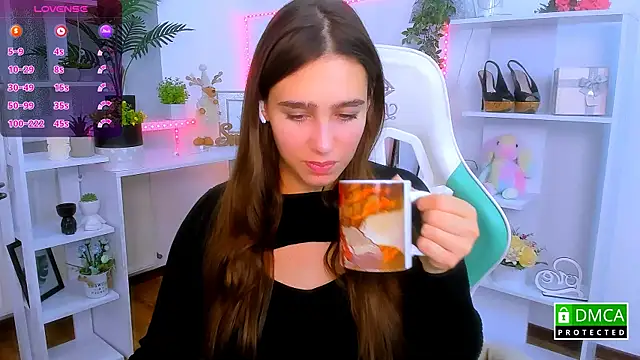  Eliizabeth  online show from 12-01-25, 09:53