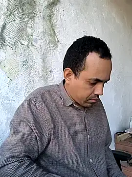 KingZilla2023 online show from 04-15-26, 06:48