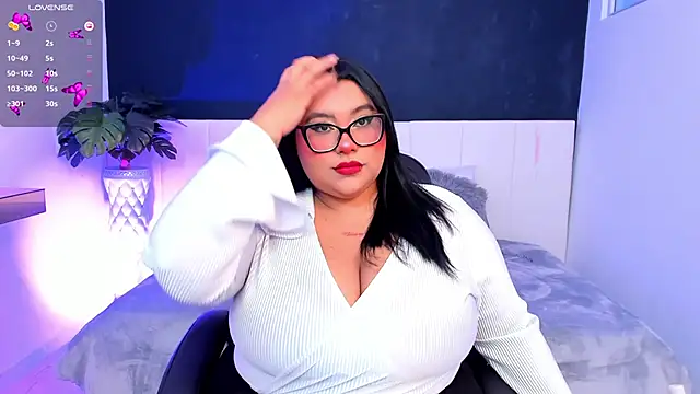 Snapshot of tifanny_bigboobs11 chatting on 06-09-26, 11:11 tifanny bigboobs11 online show from 06-09-26, 11:11