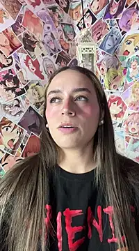 Snapshot of Natalia_Suarez chatting on 02-25-25, 12:25 Natalia Suarez online show from 02-25-25, 12:25