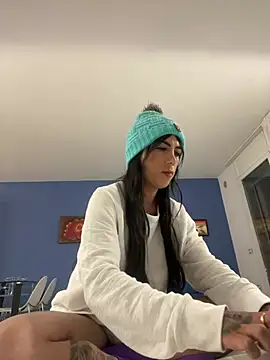 Snapshot of missdirtyhot_ chatting on 02-04-25, 05:12 missdirtyhot online show from 02-04-25, 05:12