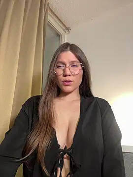 AmelieLaurent  online show from 11-29-25, 12:57