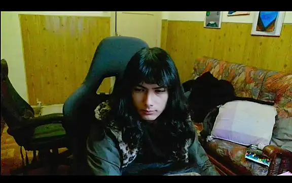 calliemaggotbone online show from 12-15-25, 02:43