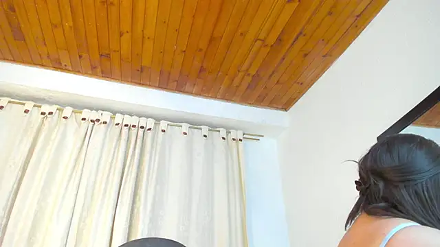 Snapshot of Alessia_taylor_ chatting on 01-23-25, 02:55 Alessia taylor online show from 01-23-25, 02:55