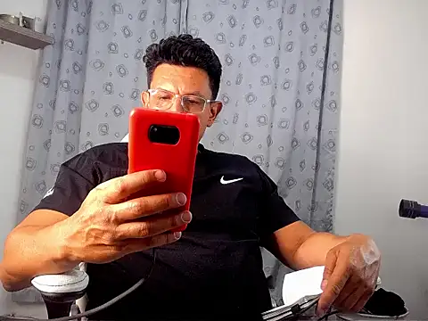 pedropicapi online show from 10-28-25, 12:03