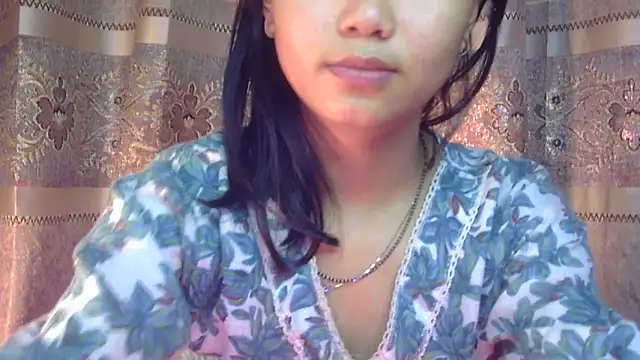 Snapshot of cute_sapna chatting on 11-09-25, 11:47 cute sapna online show from 11-09-25, 11:47