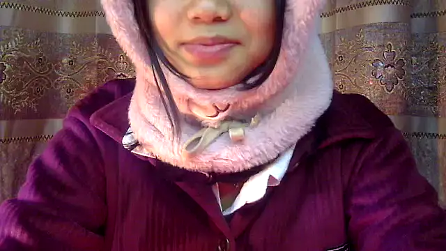 Snapshot of cute_sapna chatting on 12-17-25, 08:26 cute sapna online show from 12-17-25, 08:26