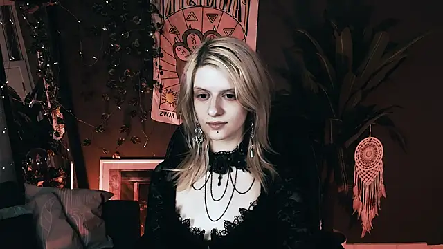 Snapshot of Noah_ElmerX chatting on 11-10-25, 12:31 Noah ElmerX online show from 11-10-25, 12:31