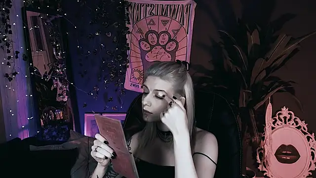 Noah ElmerX online show from 12-21-25, 09:22