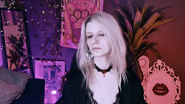 Noah ElmerX online show from 03-25-26, 01:28