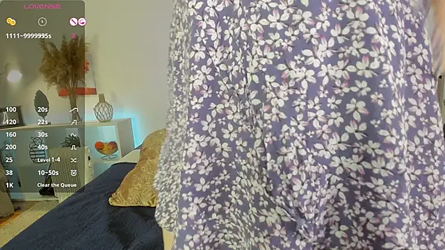 CutieGinger online show from 12-14-24, 09:56