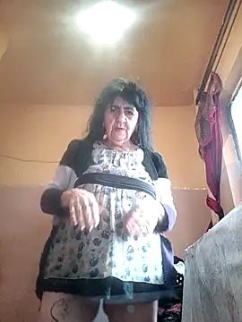 Lovely Lori online show from 02-06-26, 05:45