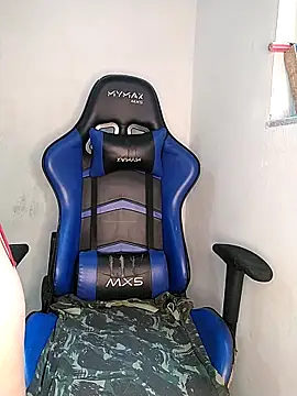 Snapshot of Rafaelayamazaki chatting on 10-01-25, 02:45 Rafaelayamazaki online show from 10-01-25, 02:45