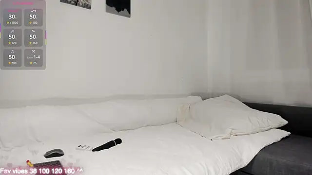 elizziMeiko   online show from 05-30-26, 11:57