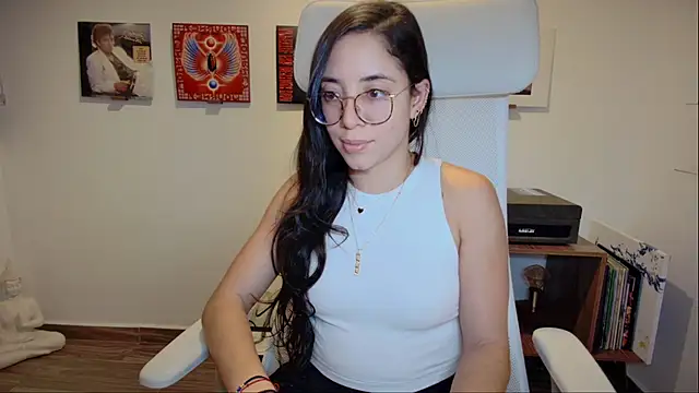 adriana  sosa  online show from 12-03-25, 11:58