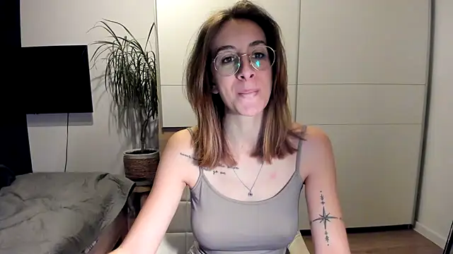 DesireMore90 online show from 01-28-25, 04:41