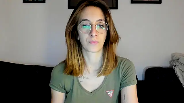 DesireMore90 online show from 02-13-25, 08:24