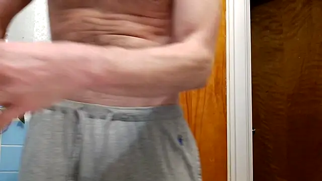 Snapshot of NovaChina chatting on 12-23-25, 10:13 NovaChina online show from 12-23-25, 10:13