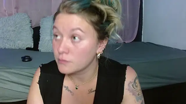 miley jensen online show from 12-22-24, 09:11