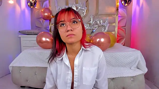 Snapshot of nahia_low chatting on 12-24-24, 03:38 nahia low online show from 12-24-24, 03:38