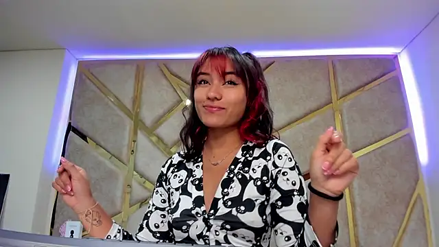 Snapshot of nahia_low chatting on 03-14-25, 03:37 nahia low online show from 03-14-25, 03:37