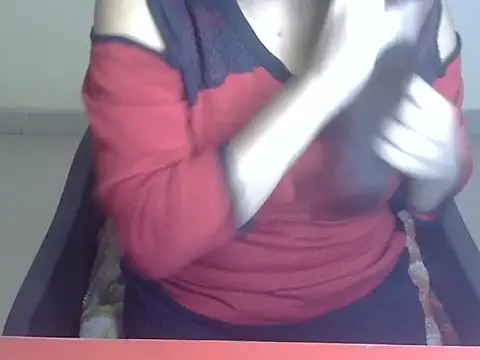 Snapshot of Lusty_Wife1 chatting on 12-01-24, 06:08 Lusty Wife1 online show from 12-01-24, 06:08