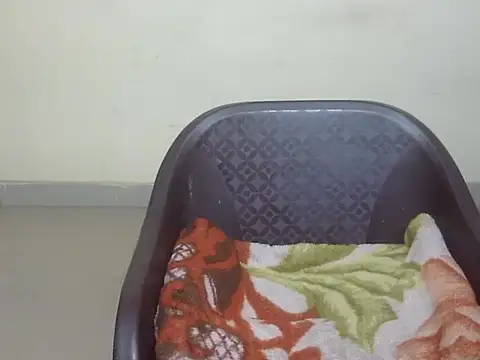 Snapshot of Lusty_Wife1 chatting on 12-05-24, 10:44 Lusty Wife1 online show from 12-05-24, 10:44