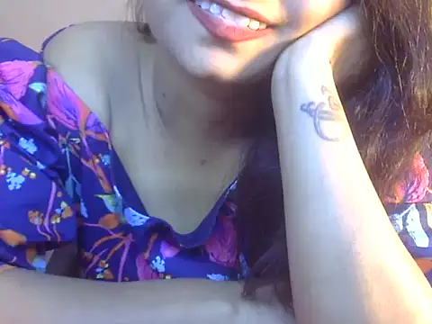 Snapshot of Lusty_Wife1 chatting on 02-01-25, 05:47 Lusty Wife1 online show from 02-01-25, 05:47