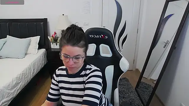 AmyPure  online show from 03-30-26, 06:25