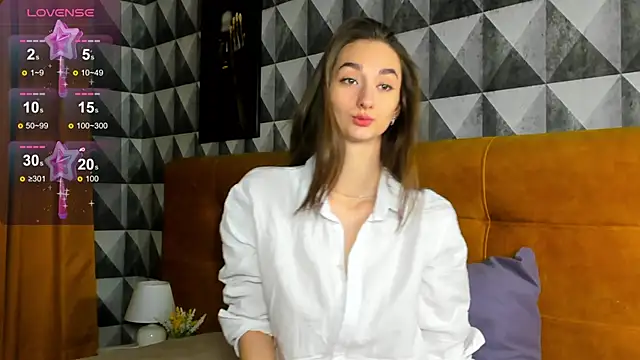 Snapshot of Kelly_Powell chatting on 01-25-25, 02:15 Kelly Powell online show from 01-25-25, 02:15