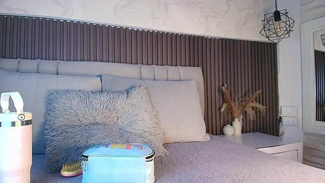 SHANONCLARK online show from 02-21-26, 11:11