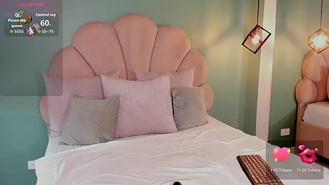 bhritany brow online show from 10-25-25, 07:52